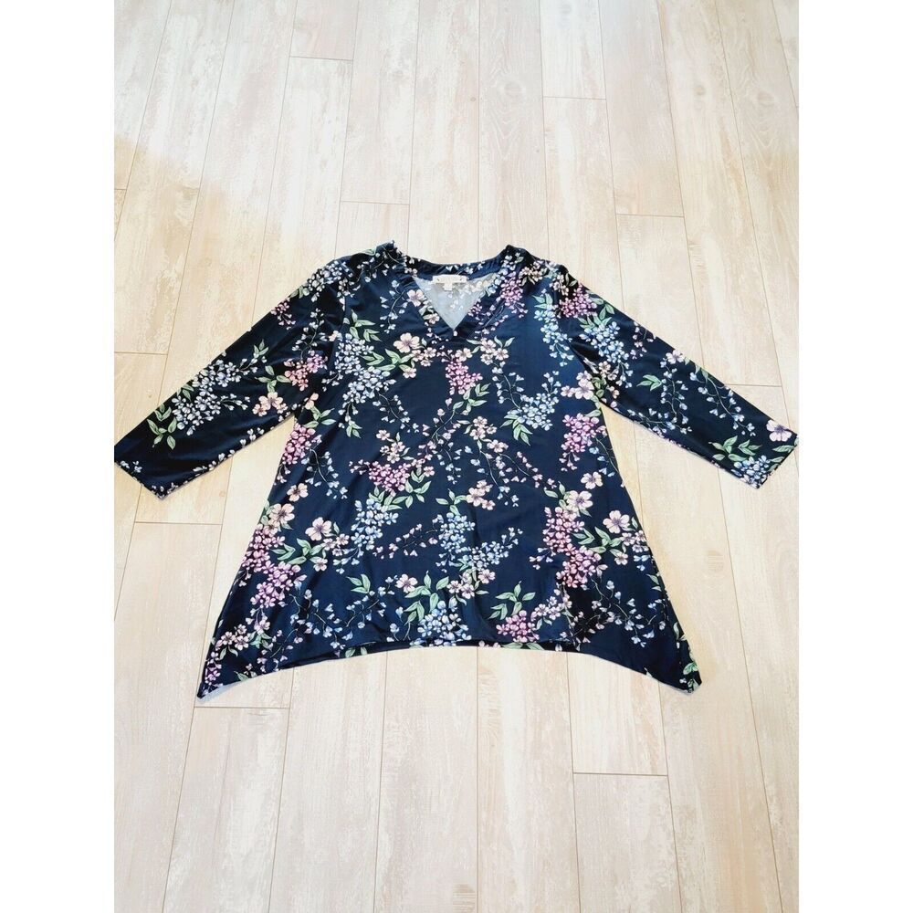 Nanette Lapore L Navy Floral Top‎ Blouse Stretch Angle Sides L/S V-Neck